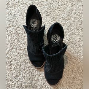 Vince Camuto Fritzey Perforated Peep Toe Bootie - women’s size 7 - black